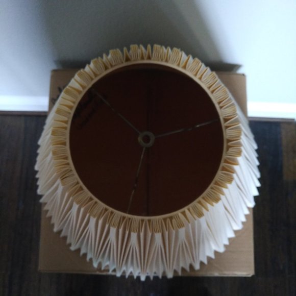 LARGE 18" W BOTTOM x 9" W TOP x 12" H BEIGE HARD PLEATED SHADE WITH BRAS… - Picture 12 of 12